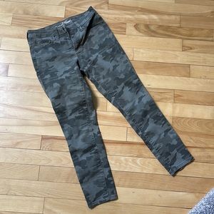 Camo jeans